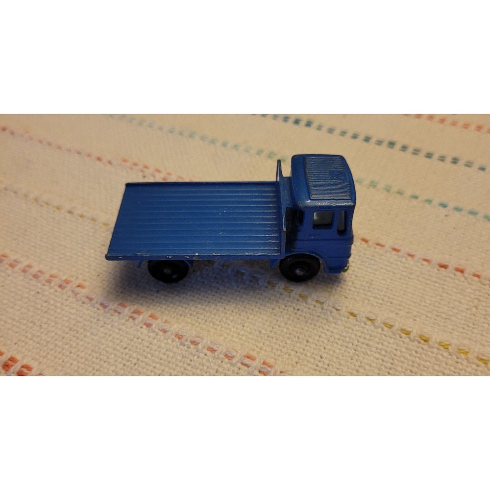 1960s Matchbox Lesney Site Hut Flatbed Truck #60 Made in England blue diecast